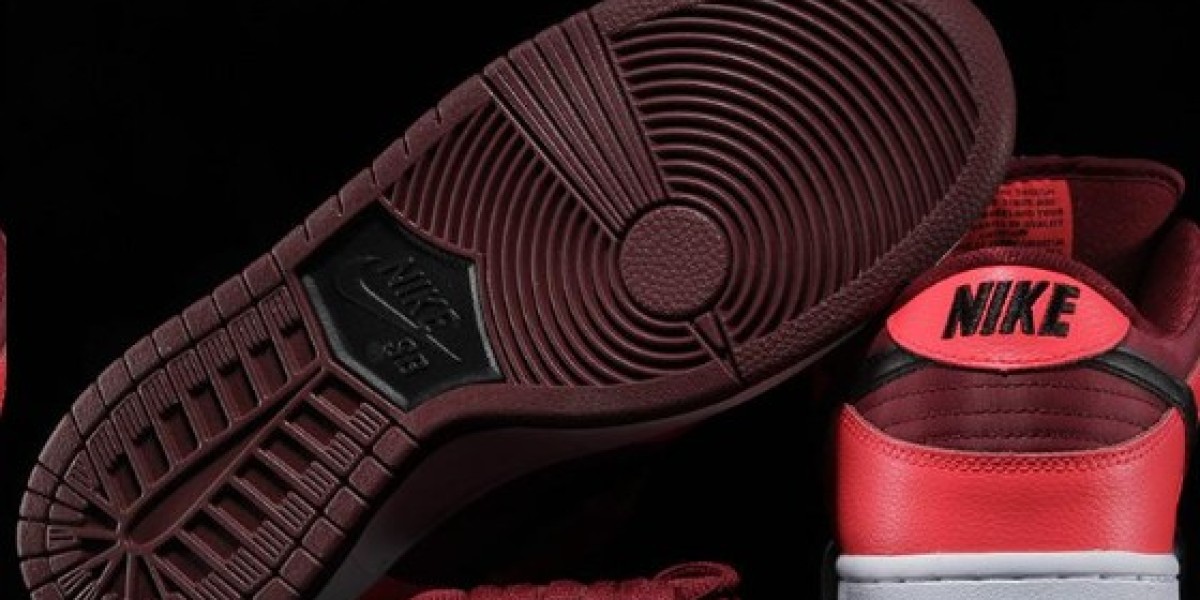 Style puissant : Nike Dunk Low SB Laser Crimson